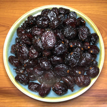 Load image into Gallery viewer, Organic Apple juice Sweetened Cranberries